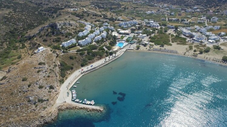 Dolphin Bay Hotel - Photo2