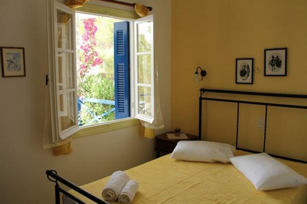 Dora's Studios & Apartments - Photo5
