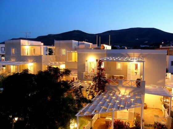 Emilia Luxury Apartments Syros