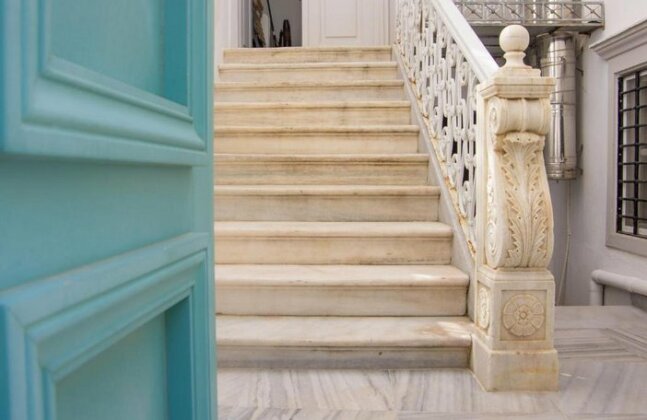 Guesthouse of Neoclassical Villa Maia - Photo4