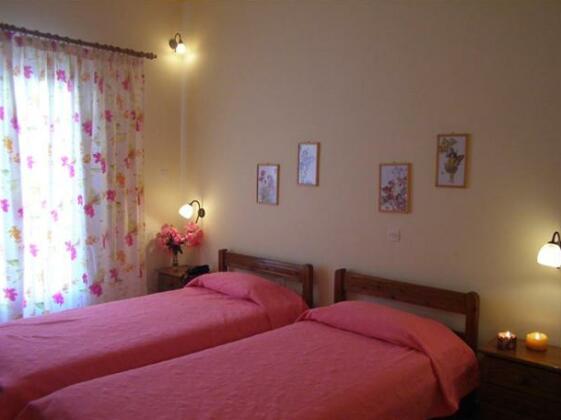 Konstantza Studios and Apartments - Photo3