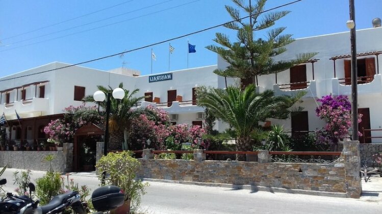 Maistrali Syros - Photo2