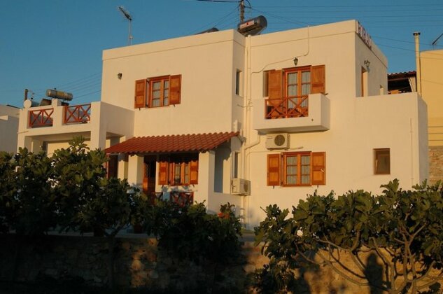 Oasis Rooms & Studios in Galissas