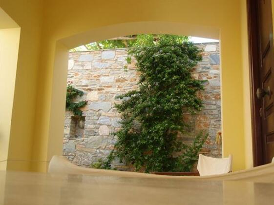 Reggina's Apartments - Photo2