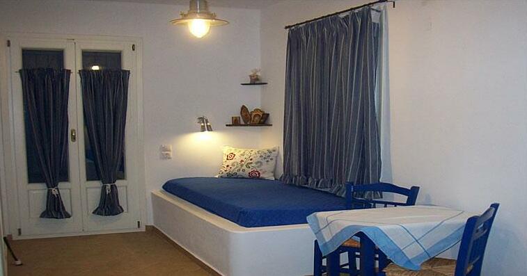 Syros Apartments - Photo5