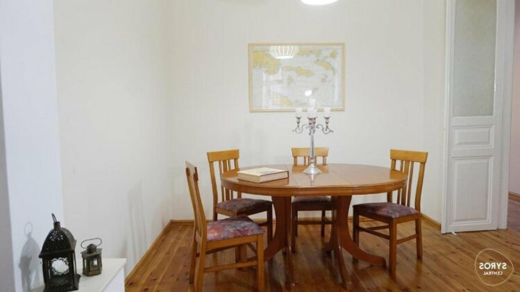 Syros Central - Holiday Apartment Rental - Photo3