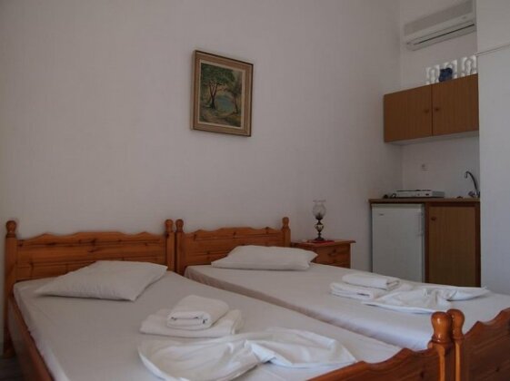 Villa Dolphin Syros - Photo4