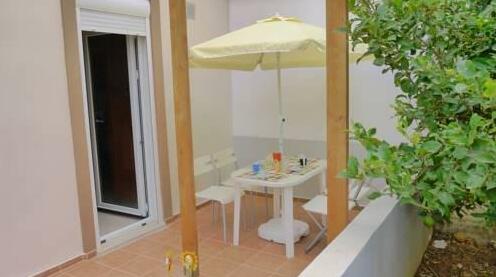 House In Tavronitis - Photo4
