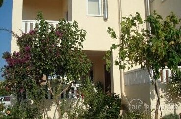 Maro Suites