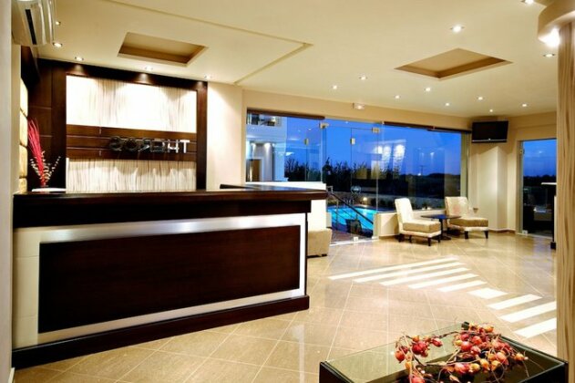 Theros Hotel - Photo4