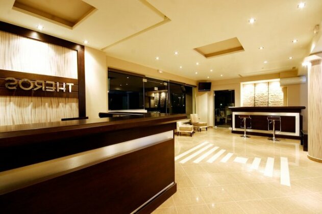 Theros Hotel - Photo5