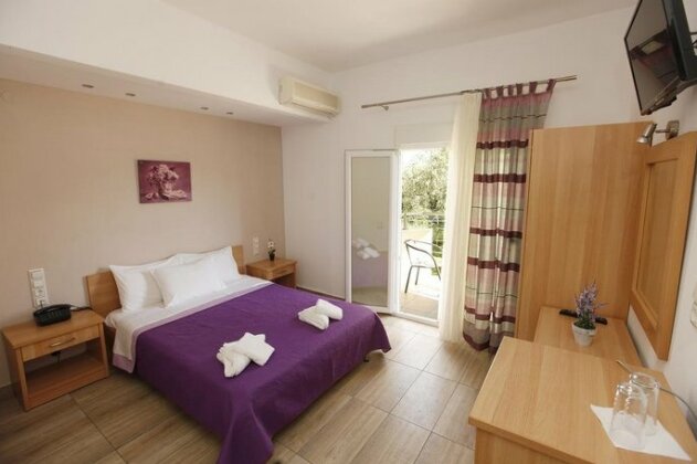 Chrisa Hotel - Photo3