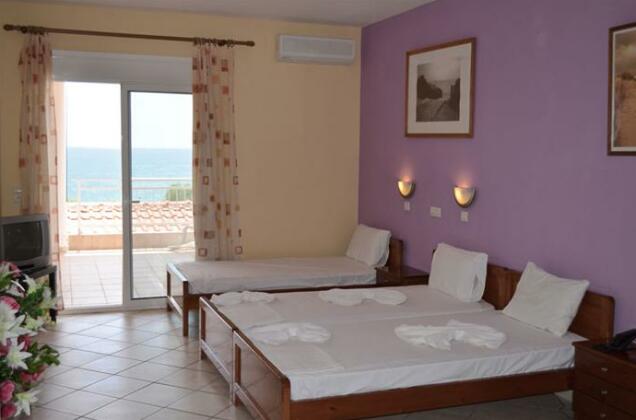 Grand Beach Hotel - Photo5