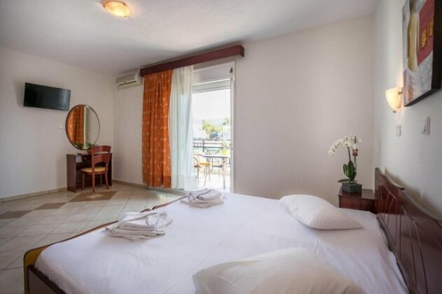 Lina Apartments Thasos - Photo3