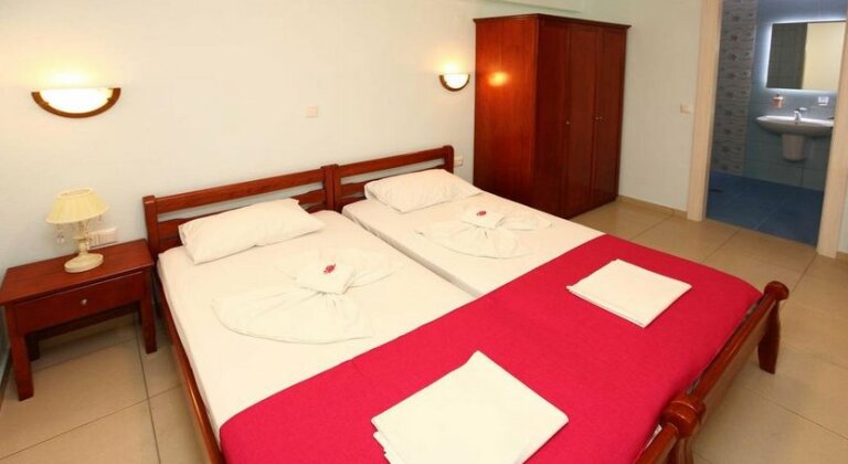 Nereids Apartments and Studios - Photo4