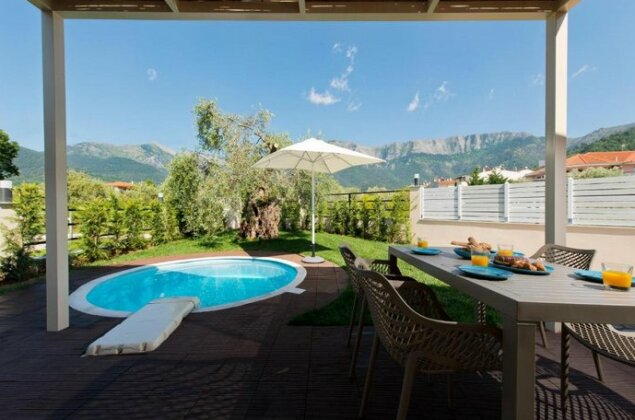 Votsalo Suites - Photo2