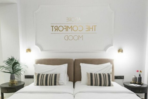 The Mood Luxury Rooms