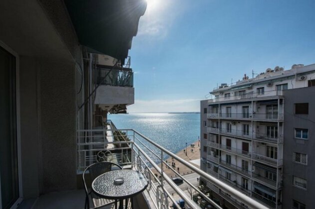 Thessaloniki Seaside Apartment A&B - Photo2
