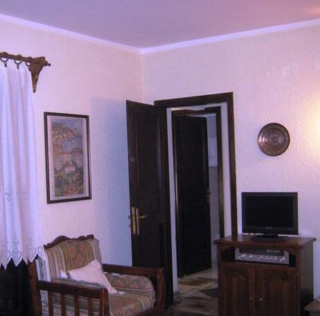 Agnanti Hotel Apartments - Photo3