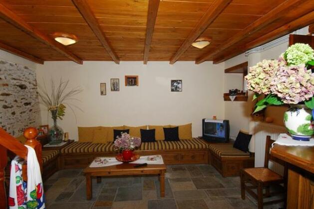 Archontiko Iatridis - Photo2