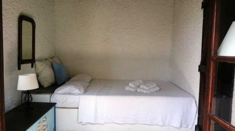 Aristi's Houses - Photo5