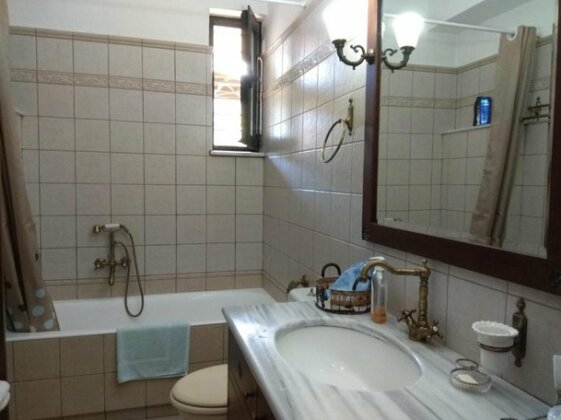 Billiard Home in Trikala - Photo4