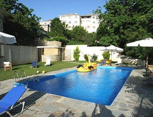 Country Hotel Triantafillies - Photo4