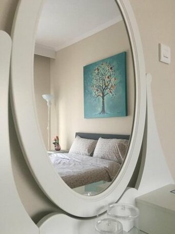 Cozy and Quiet mini City Apartment - Photo2