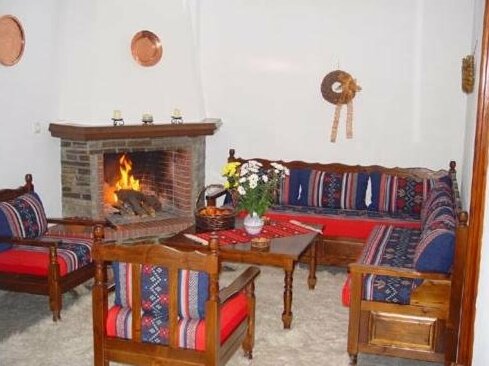 Elatos Country House - Photo2