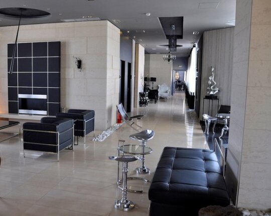 Gallery Art Hotel - Photo3