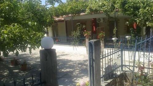 Maria Tseliou Rooms - Photo2