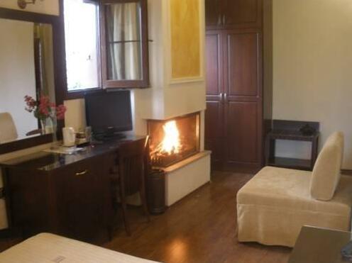 Pelias Hotel - Photo5