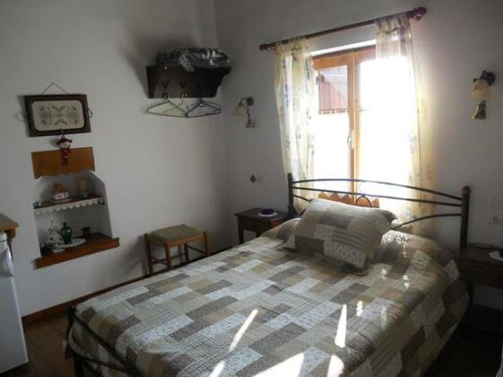 Sarafis Guesthouse - Photo3