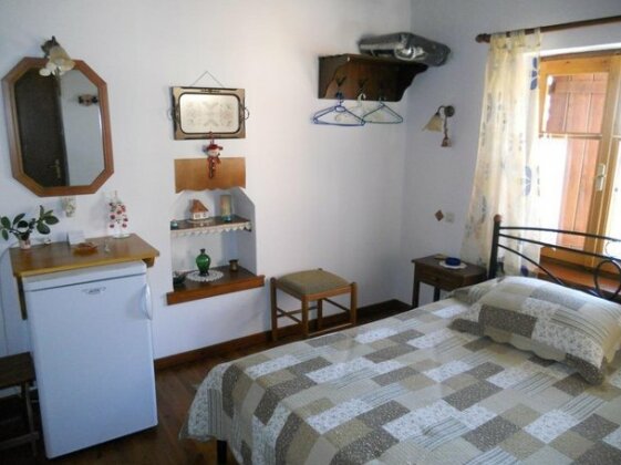 Sarafis Guesthouse - Photo5
