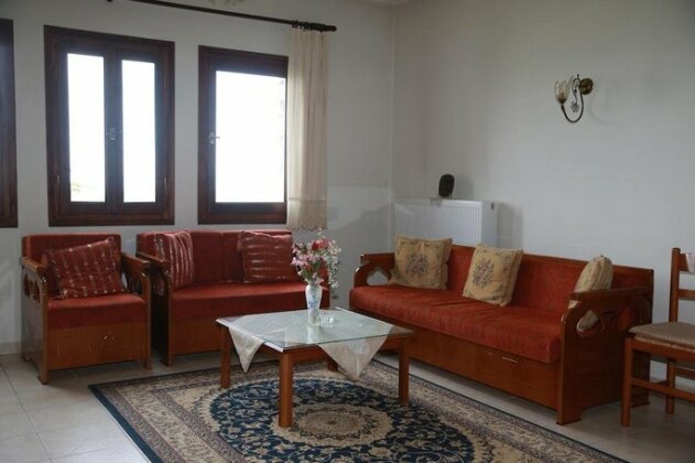 Thea Guesthouse - Photo5