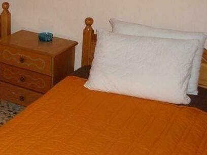 Tsina Aleka Rooms - Photo4