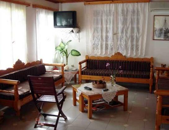 Leandros Hotel - Photo5