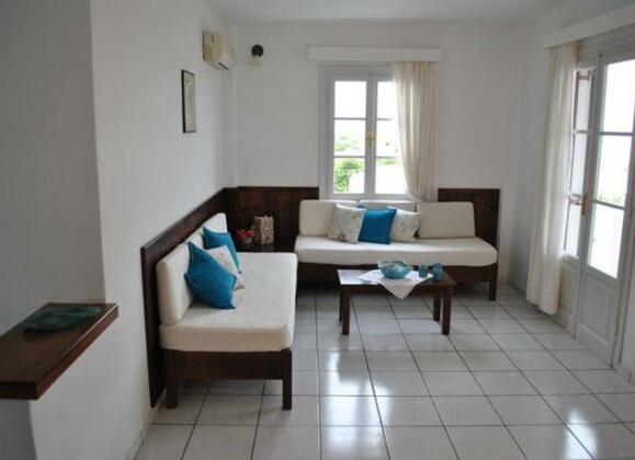 Cavos - Photo2