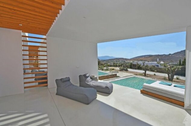 Tinos Blend Suites - Photo5