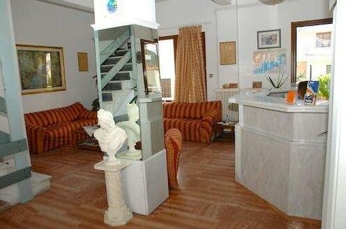 Koronis Hotel - Photo3