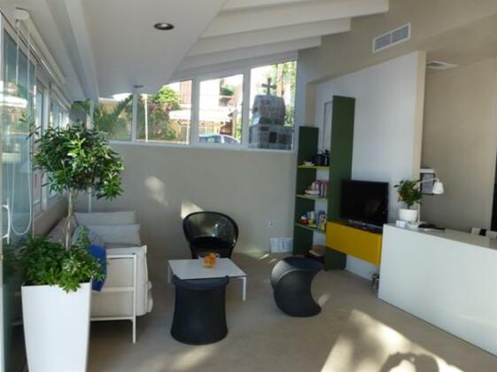 Nelly's Apartments - Photo5