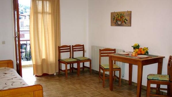 Oasis Apartments Tolo - Photo4
