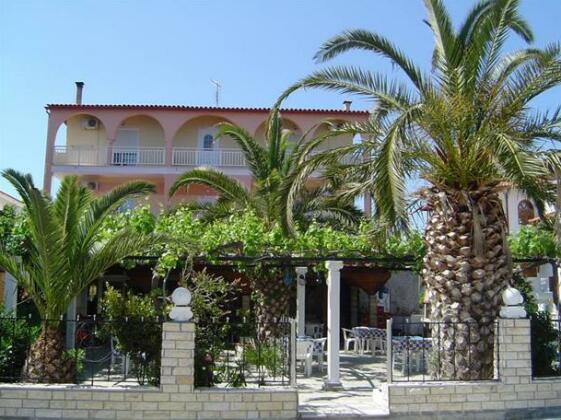 Sakis - Photo3