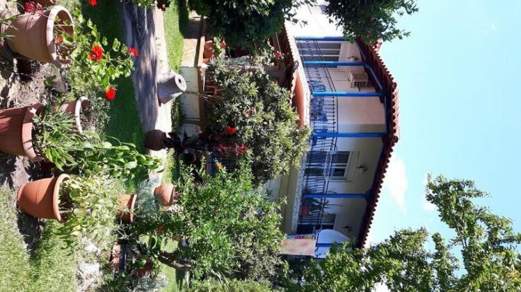 Sophia's House Toroni - Photo2