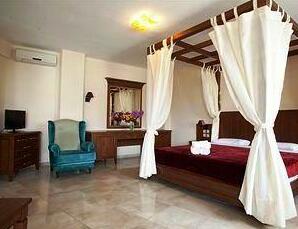 Toroni Blue Sea Hotel - Photo3
