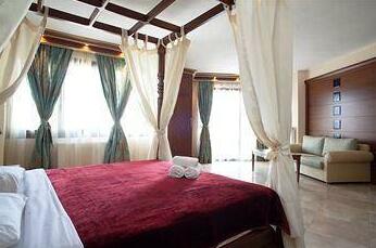 Toroni Blue Sea Hotel - Photo4