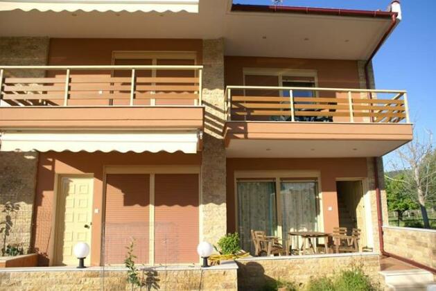 Toroni Guest House - Photo2