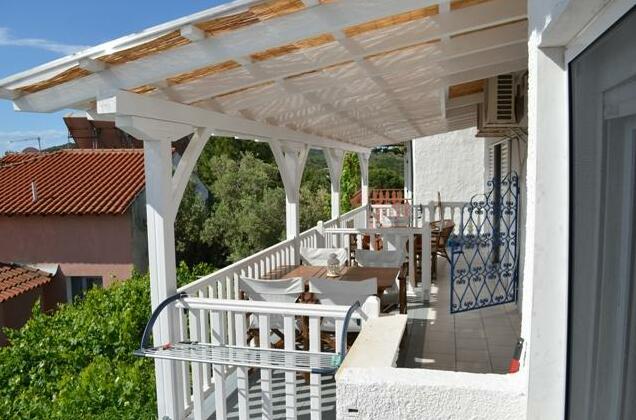Villa Maria Toroni - Photo5