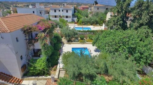 Douliana Villas