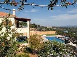 Erato Lourakis Villa